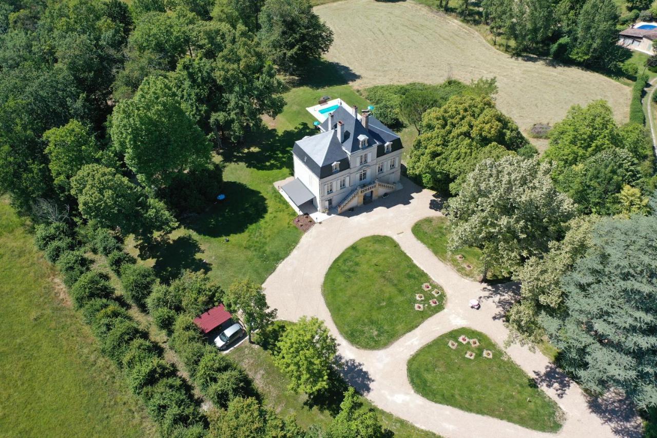 Manoir Le Coutureau Maisons D'Hotes Rouffignac-de-Sigoules Exterior photo